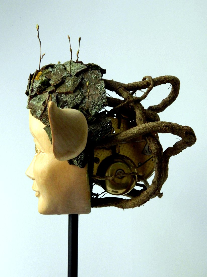 Becoming Human, Wood work by Joachim Seitfudem